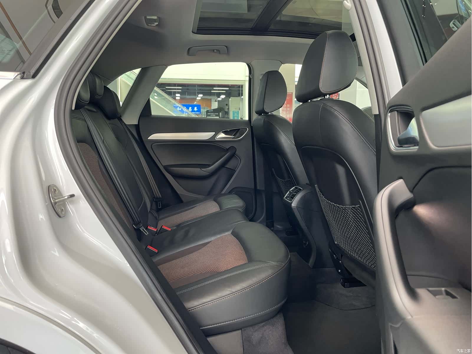Audi Q3, 2019 11