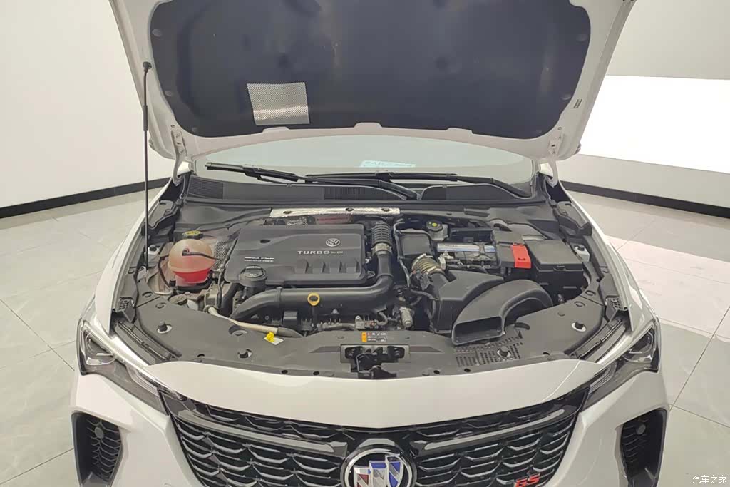 Buick Verano, 2021 10