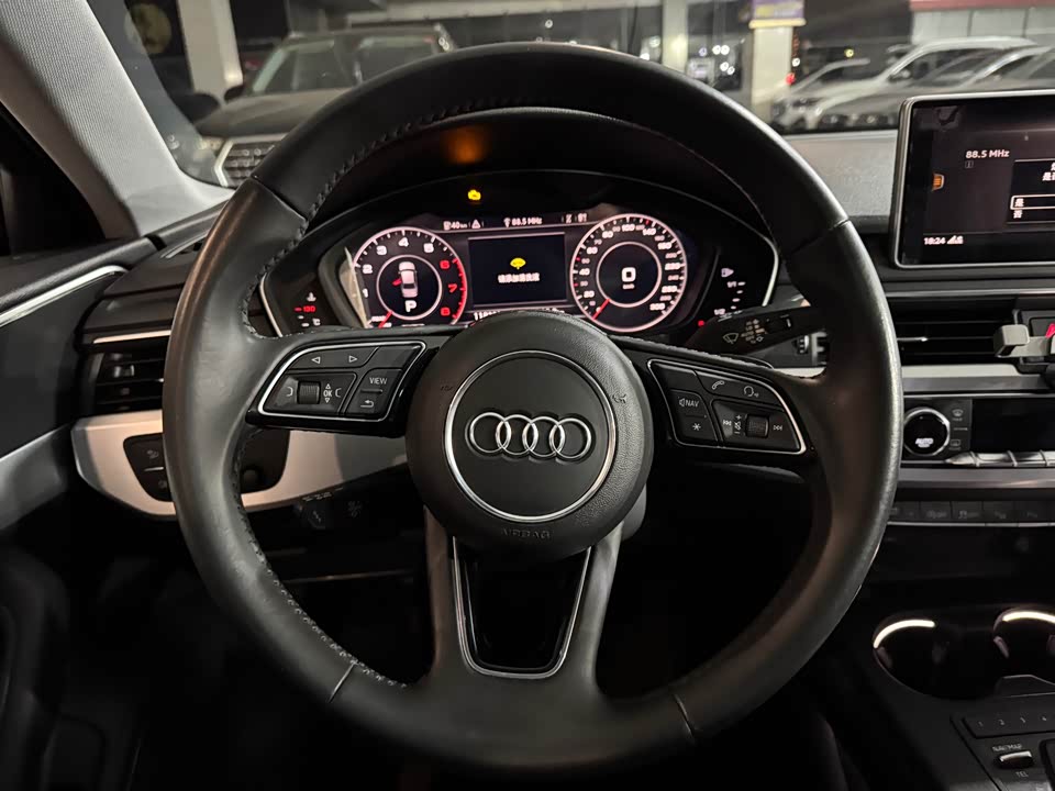 Audi A4L