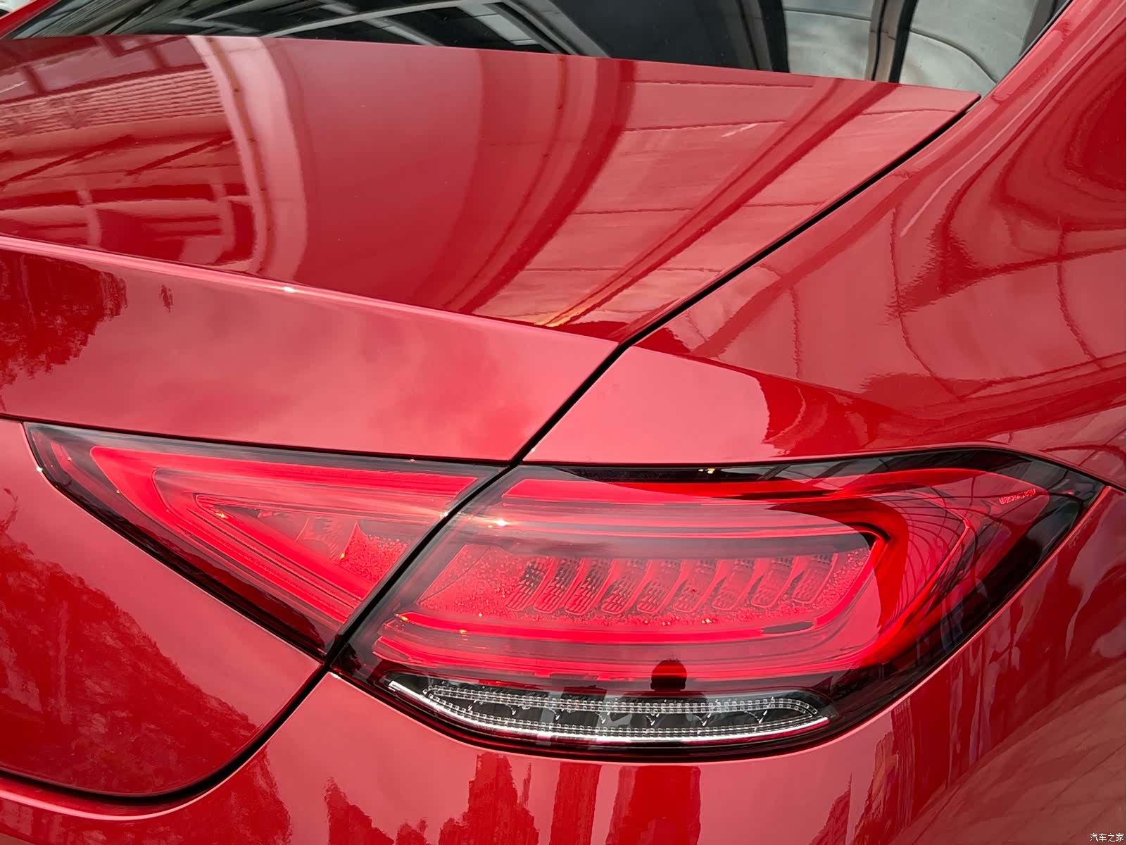 Mercedes-Benz CLS, 2019 14