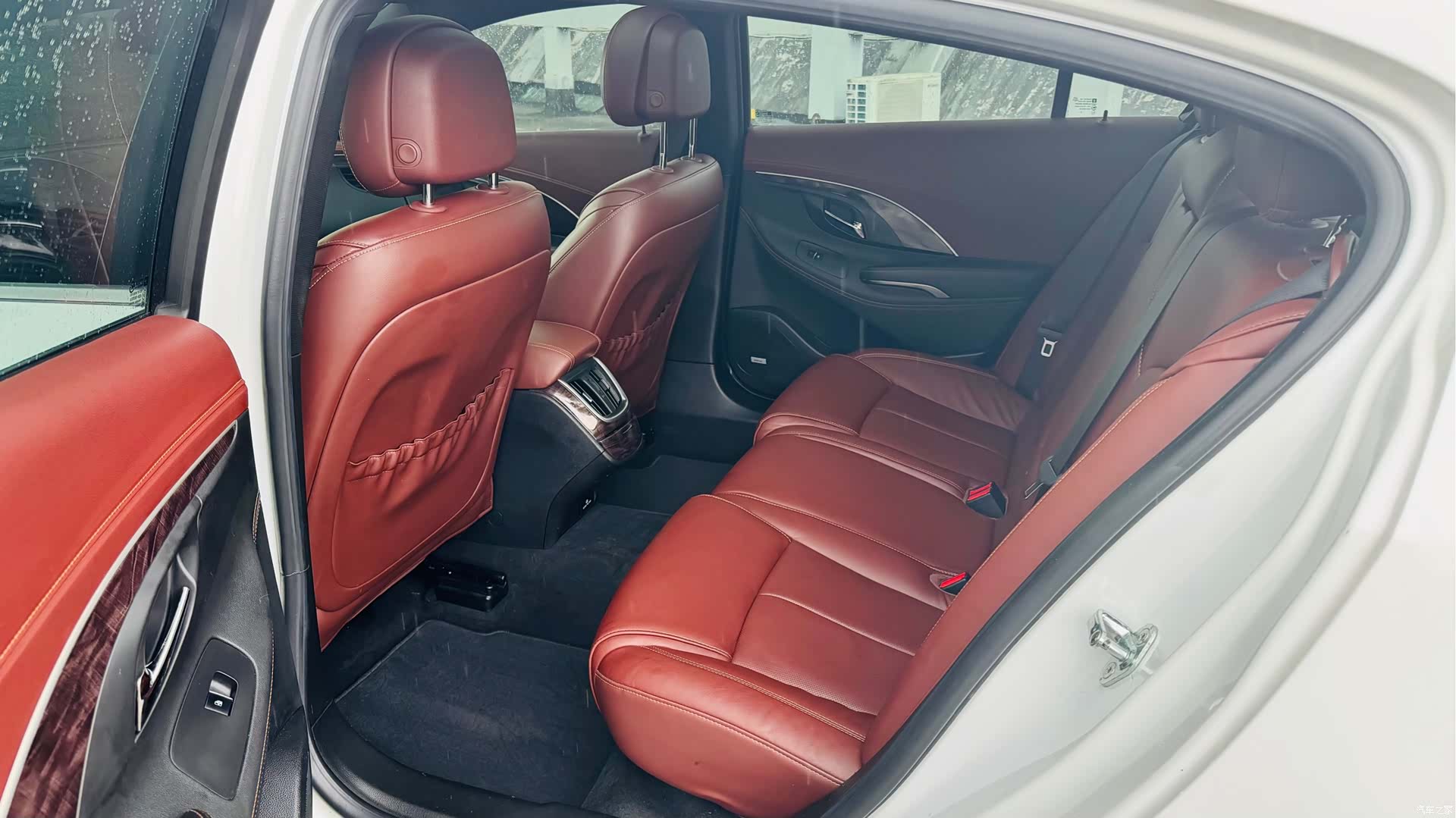 Buick LaCrosse, 2013 11