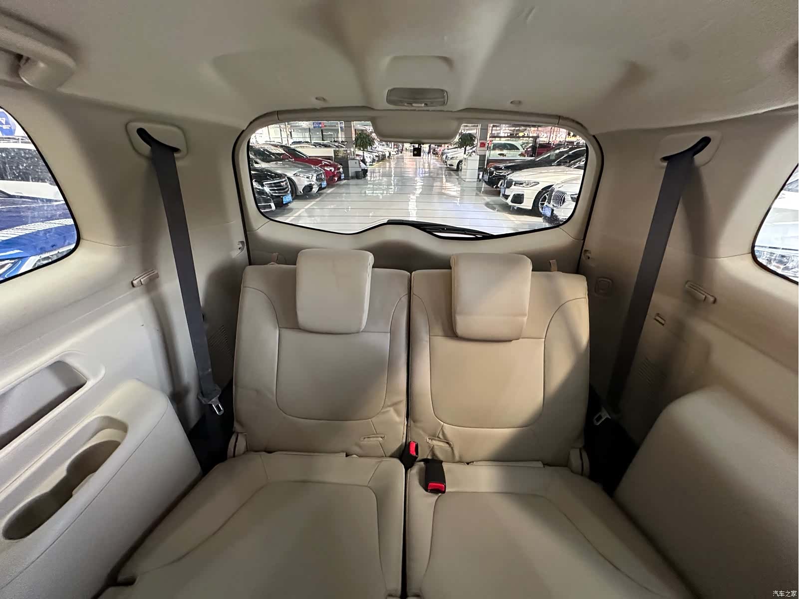 Mitsubishi Pajero, 2017 13