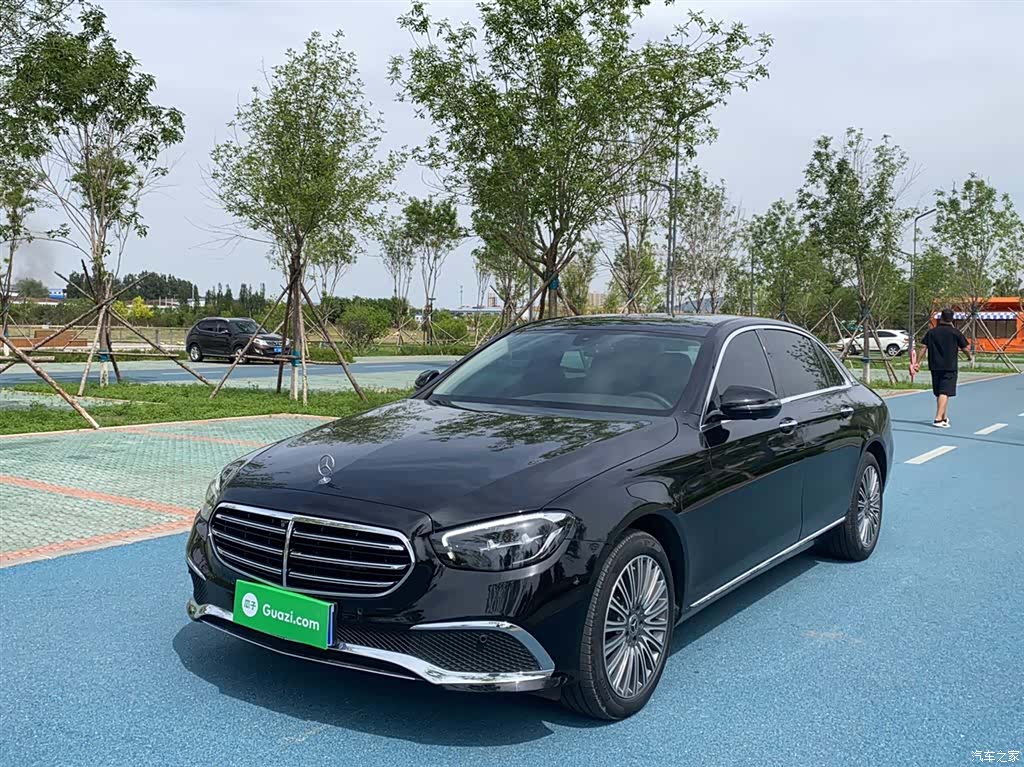 Mercedes-Benz E-Class, 2023 1