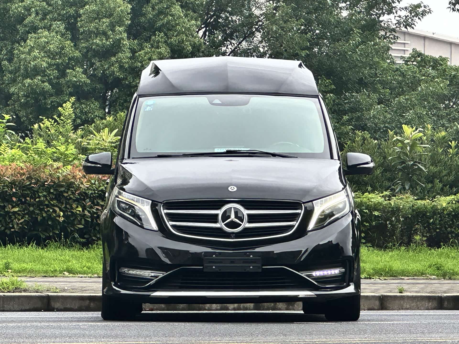 Mercedes-Benz V-Class, 2020 8