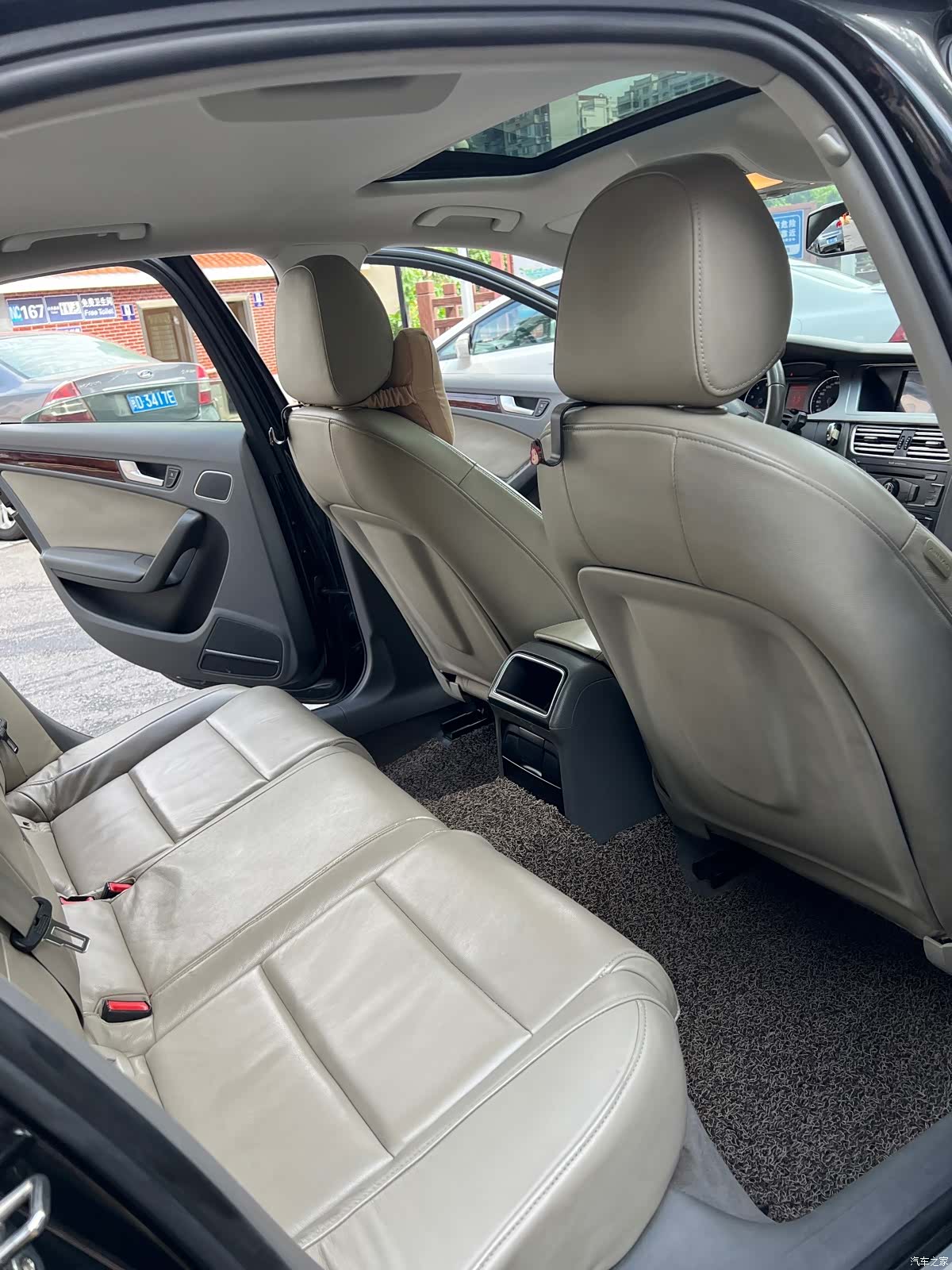 Audi A4L, 2012 13