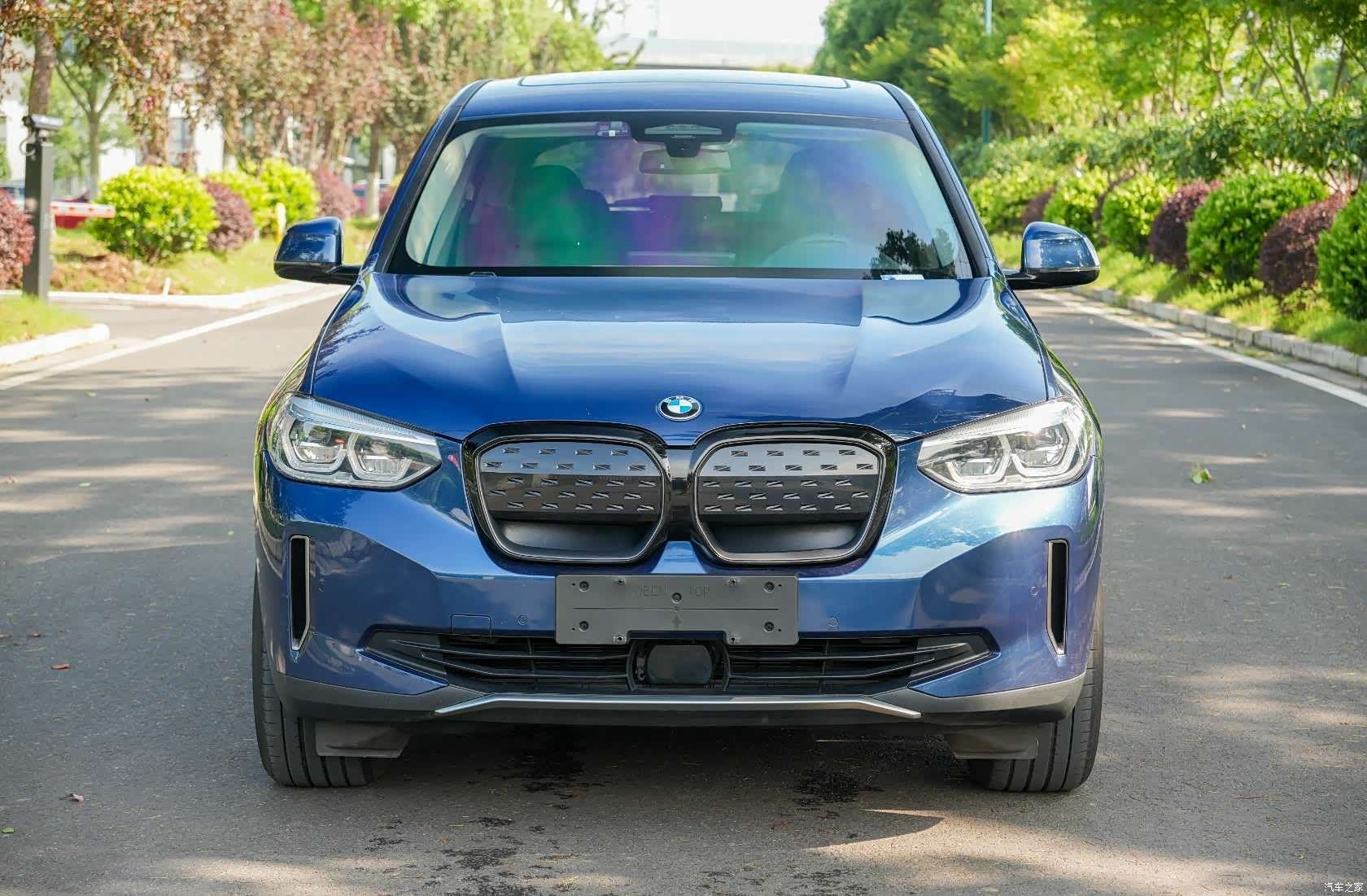 BMW iX3, 2021 4