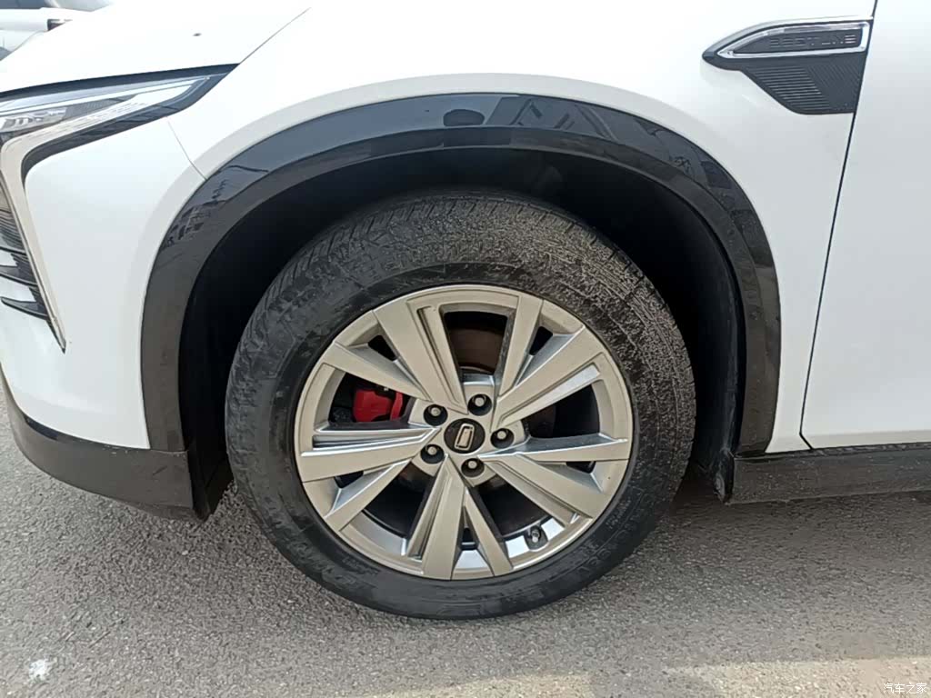 Bestune B70, 2022 23