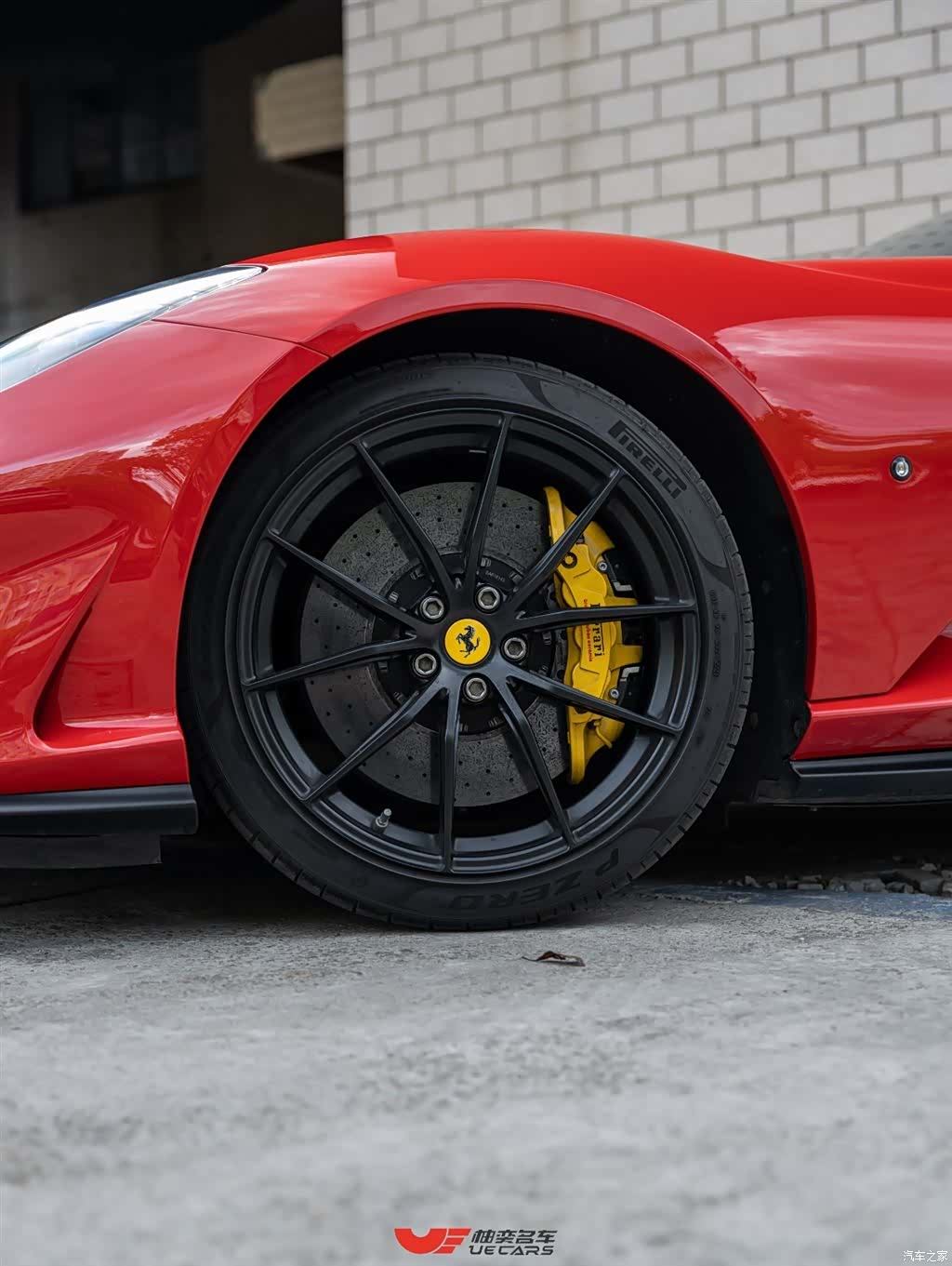 Ferrari 812, 2022 8