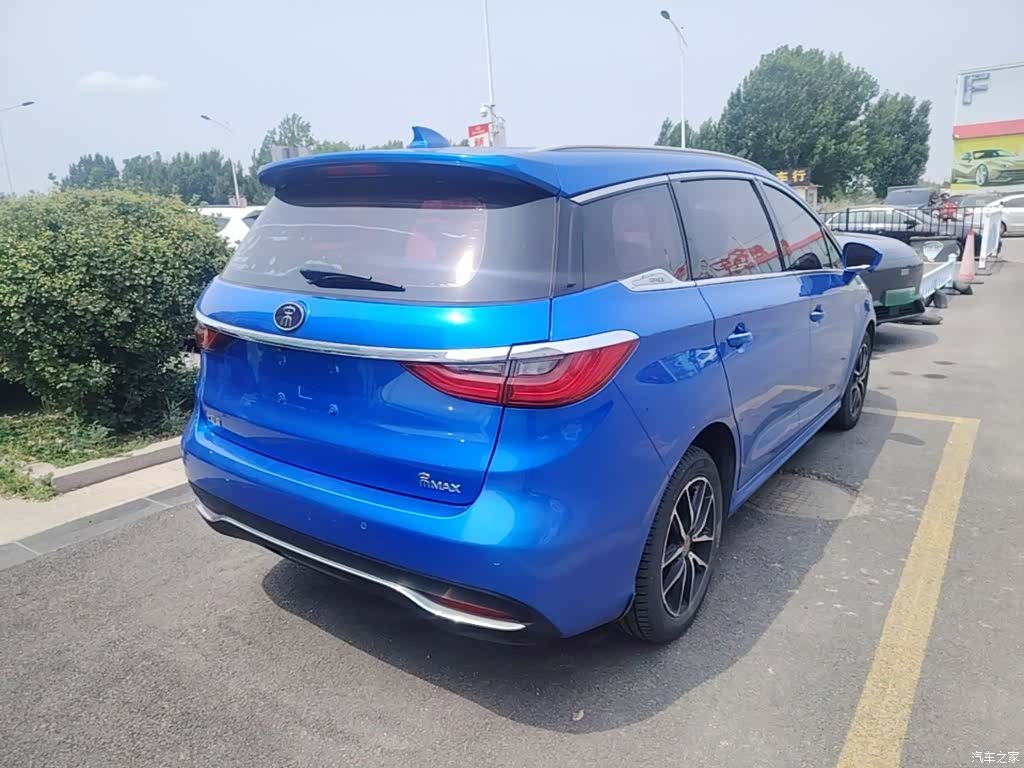 BYD Song, 2018 7