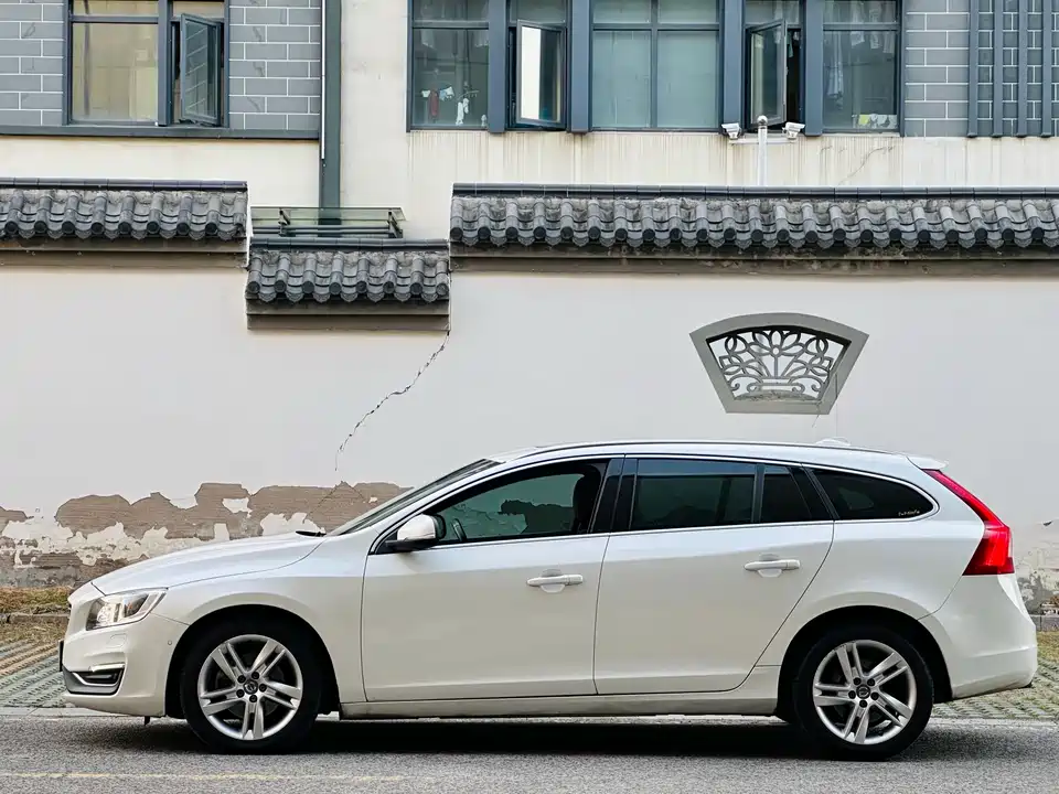 Volvo V60