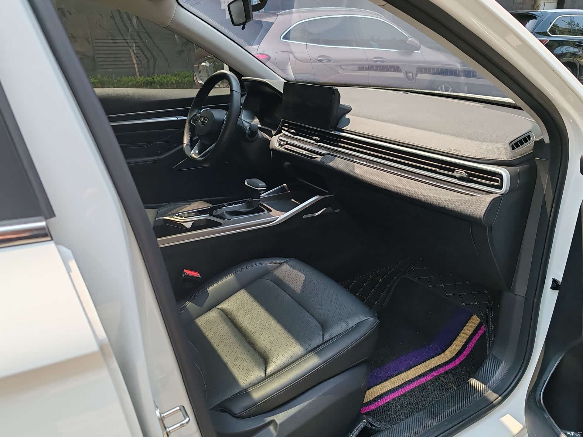 Geely Emgrand, 2022 7
