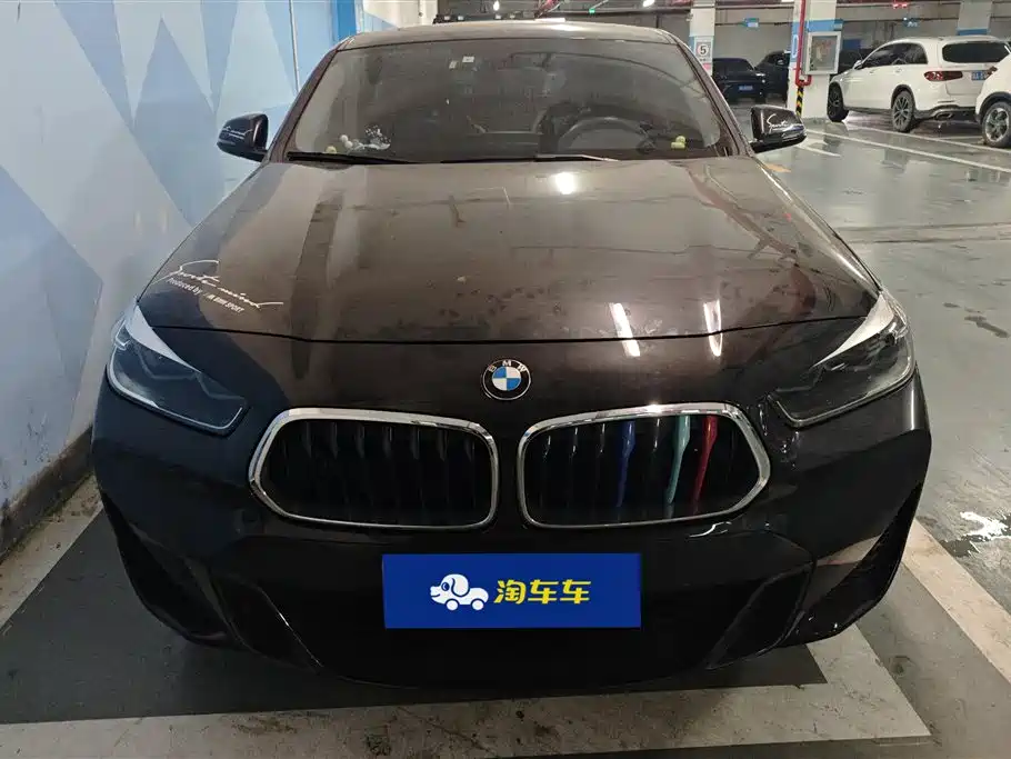 BMW X2