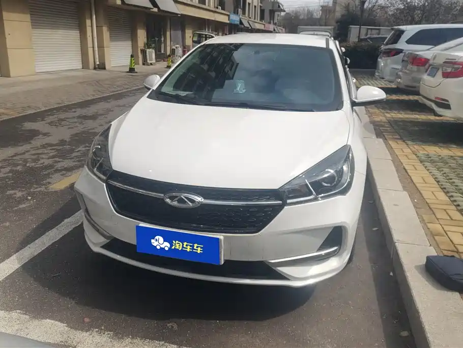 Chery Arrizo 5