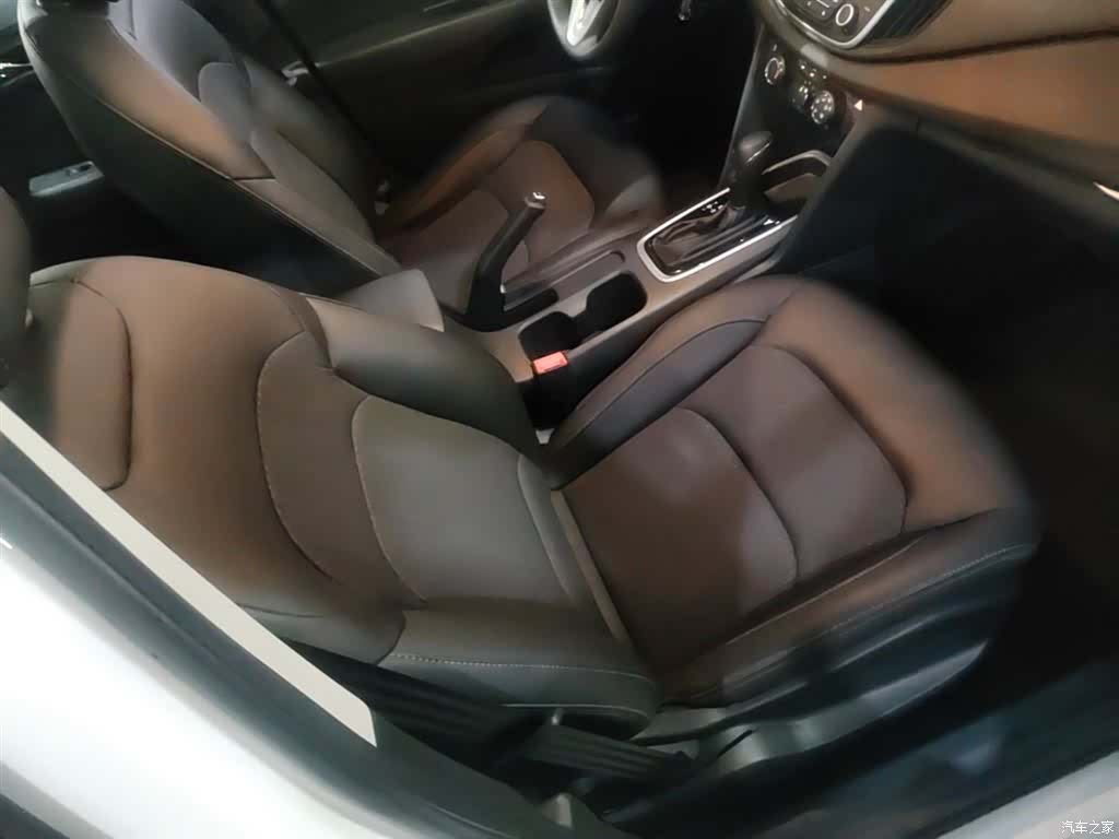 Chevrolet 320, 2019 25