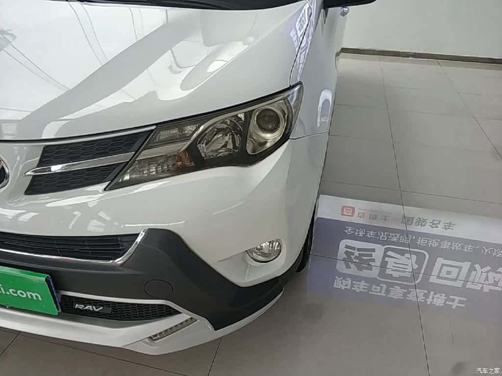 Toyota RAV4, 2015 24