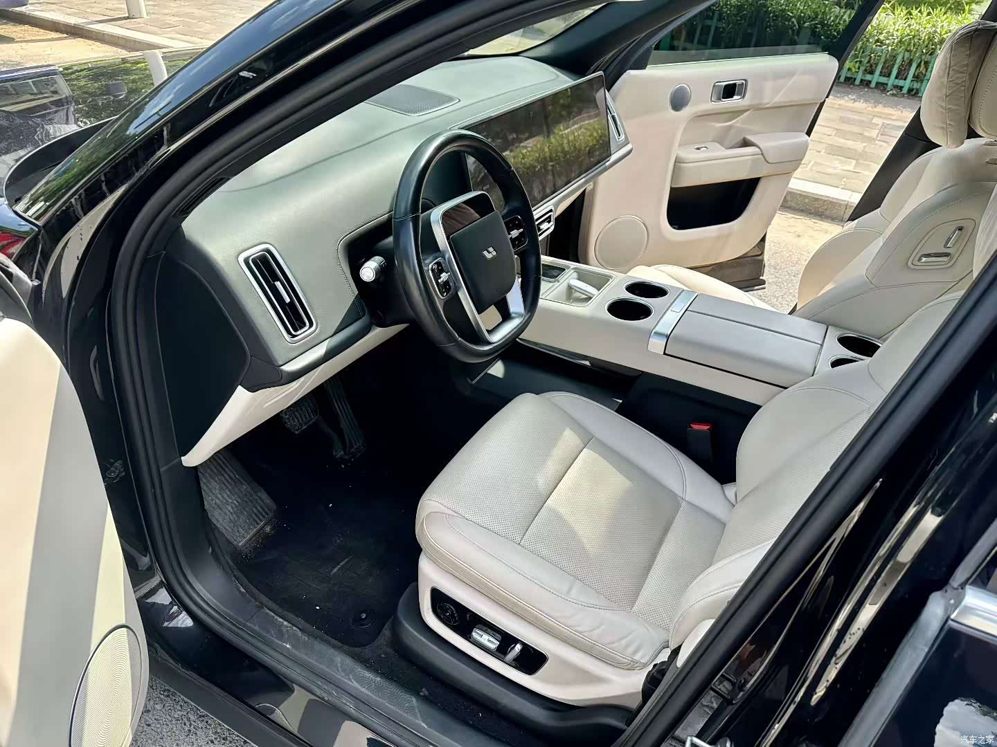 Li Auto L9, 2024 6