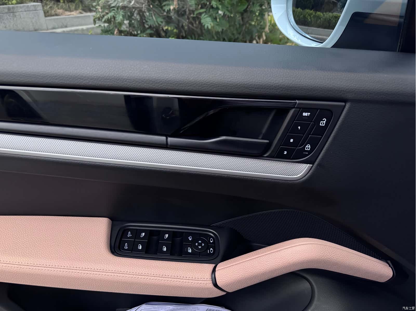 Porsche Cayenne, 2024 8