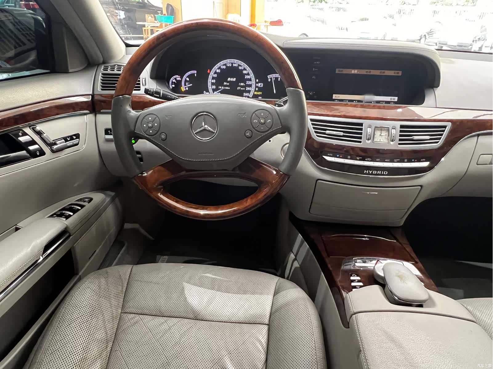 Mercedes-Benz S-Class, 2010 29