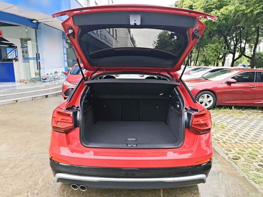 Audi Q2L, 2020 19