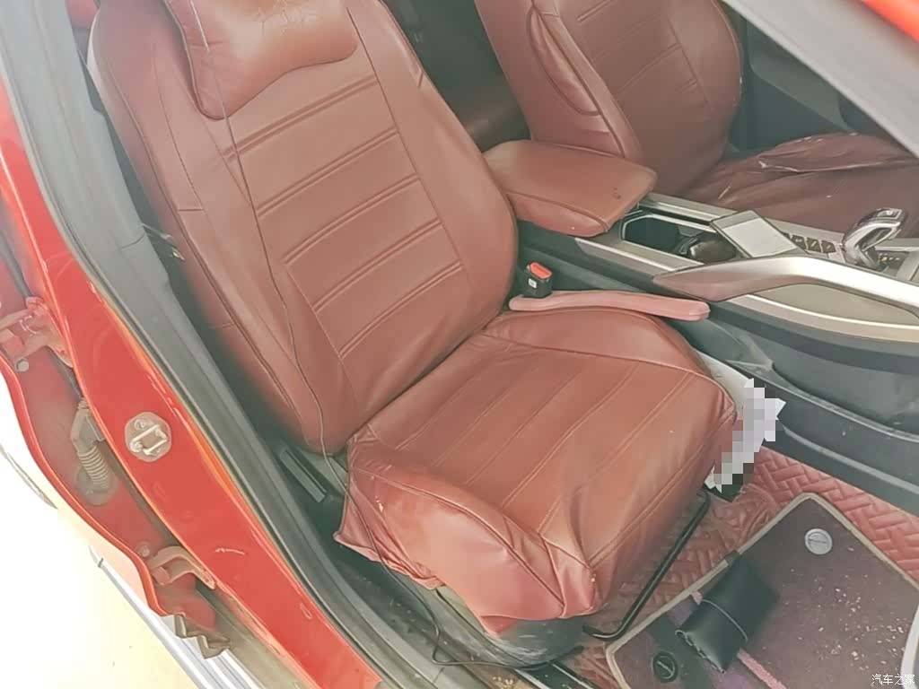 Geely Coolray, 2020 25