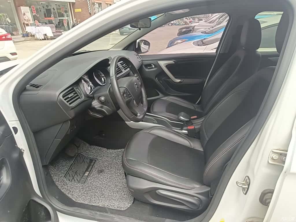 Citroen C3-XR, 2015 15
