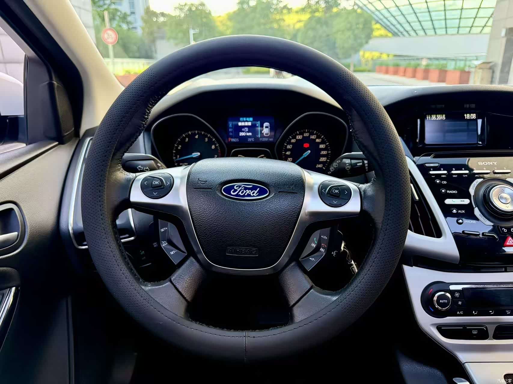 Ford Focus, 2013 12