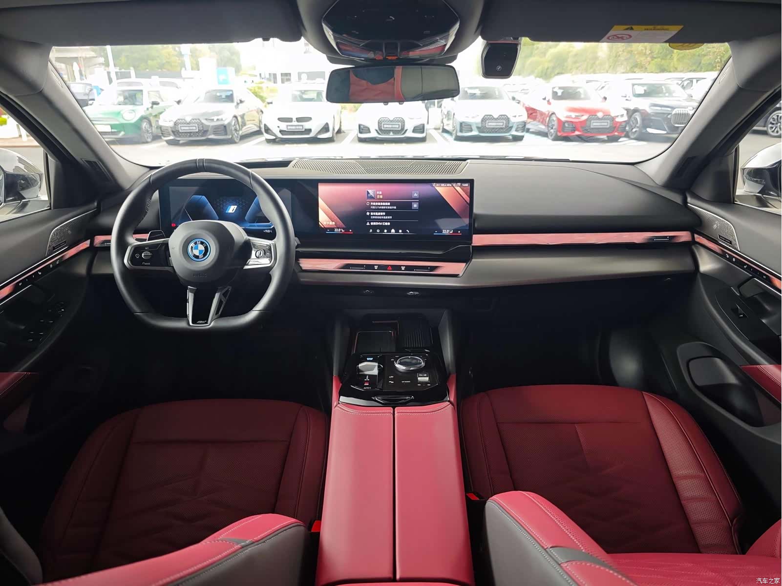 BMW i5, 2025 15