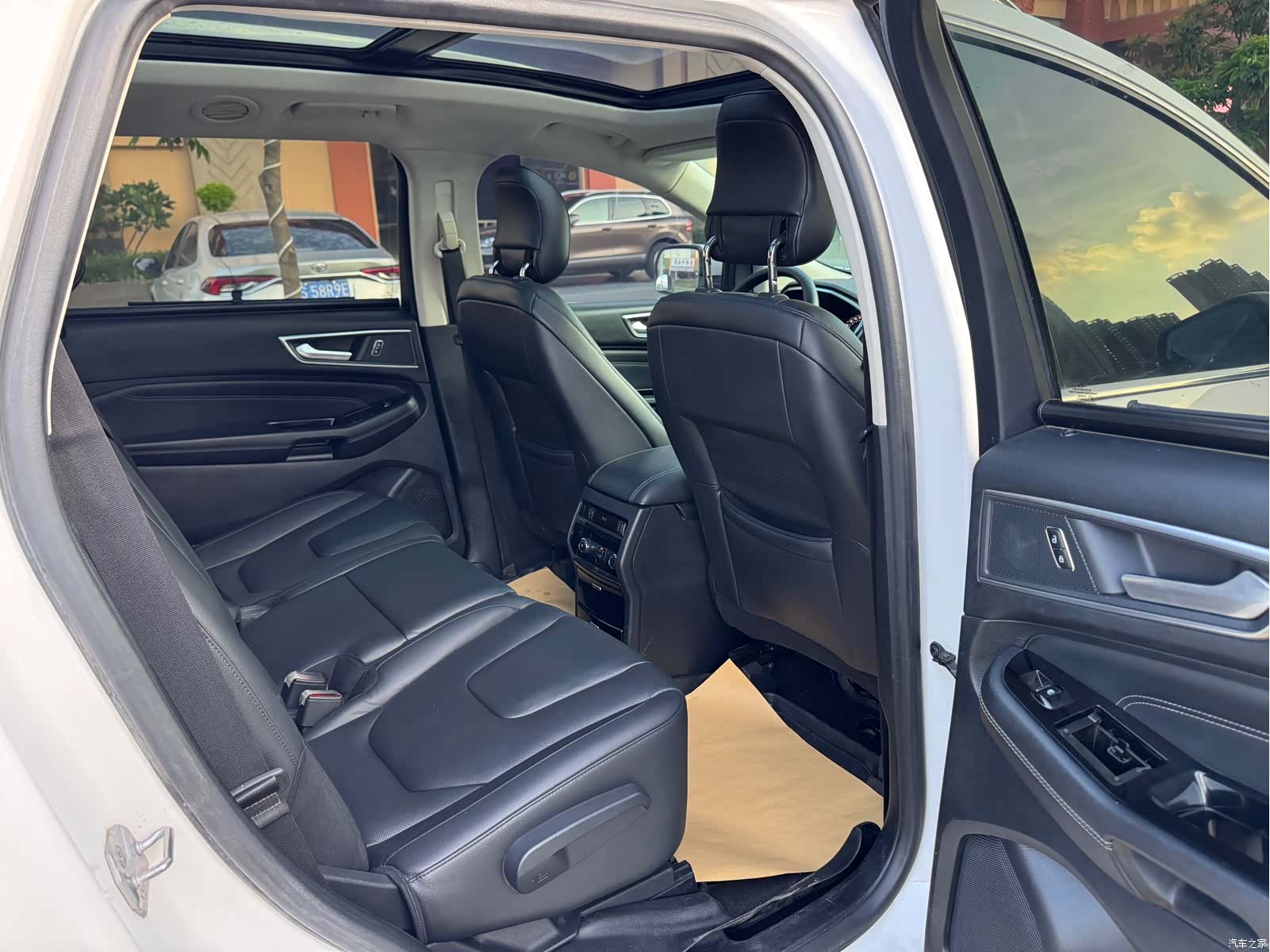 Ford Edge, 2016 13
