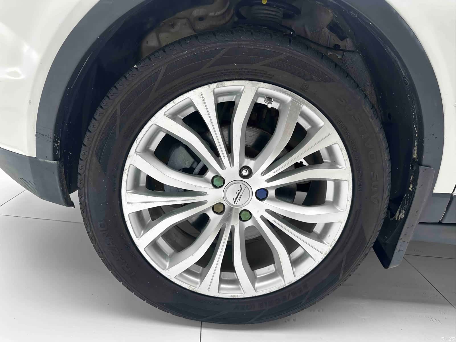Landwind X7, 2016 24