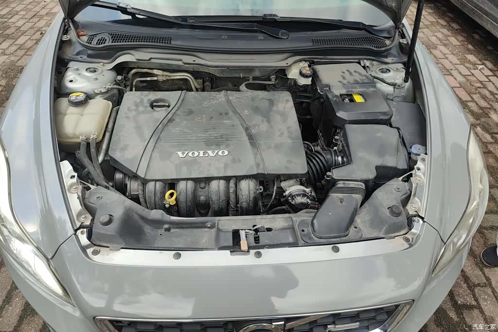 Volvo C30, 2012 10