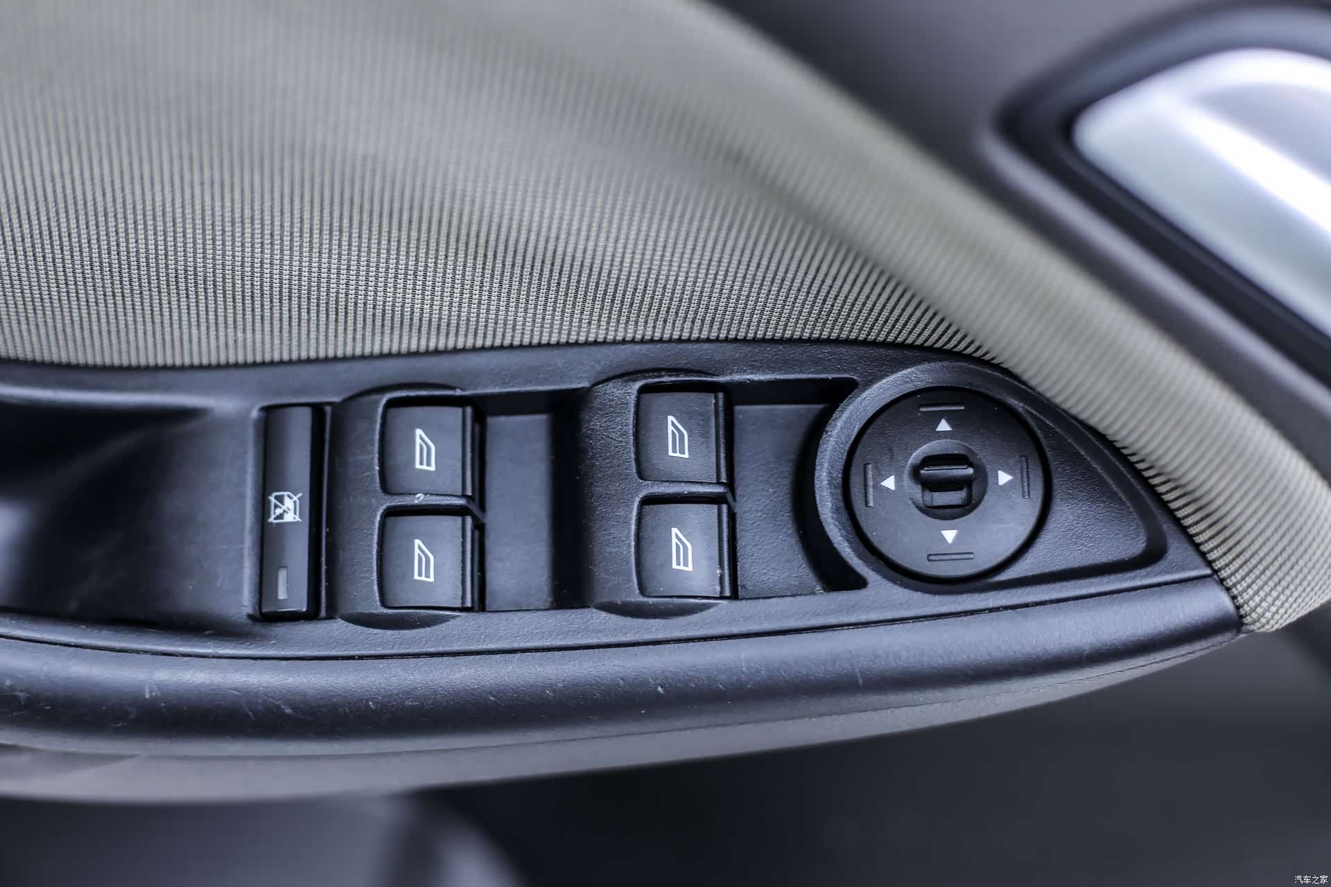 Ford Focus, 2015 28