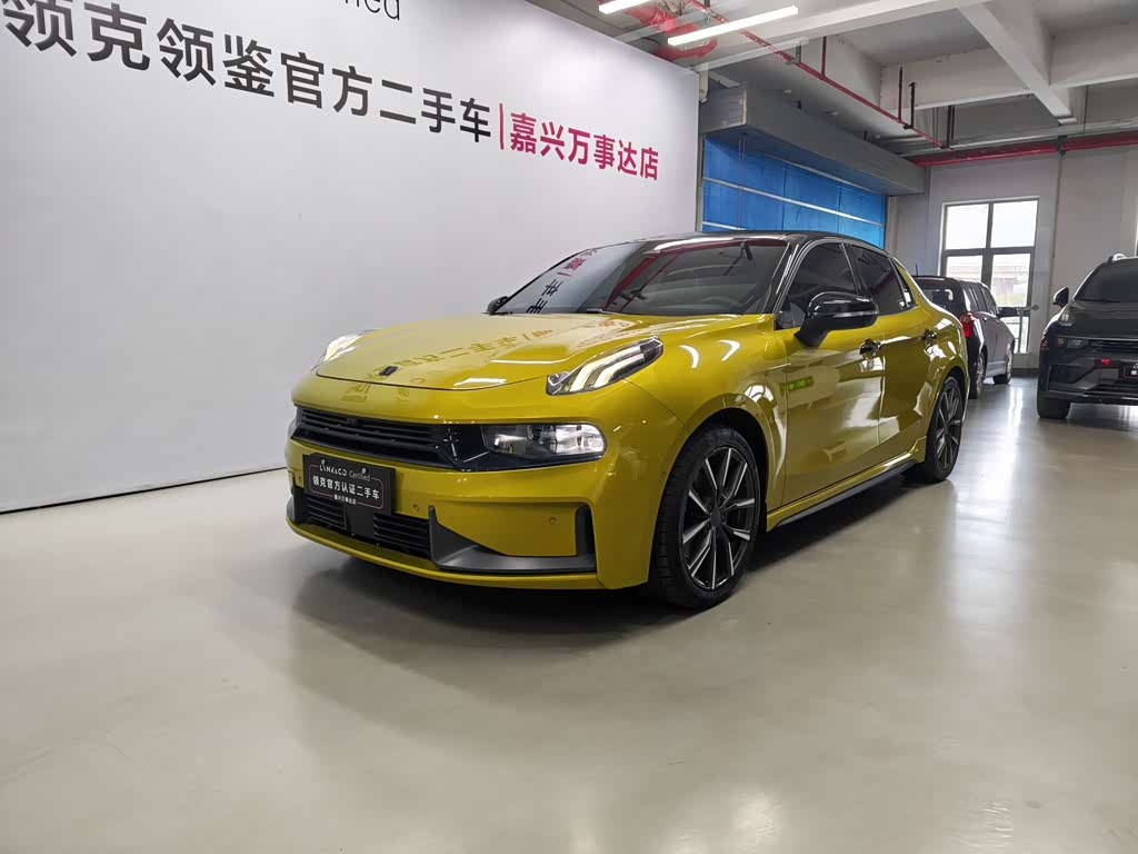 Lynk & Co 03