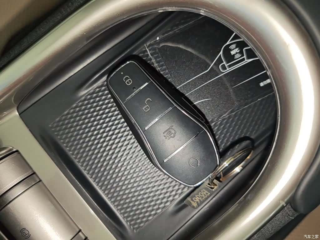 BYD Dolphin, 2023 9