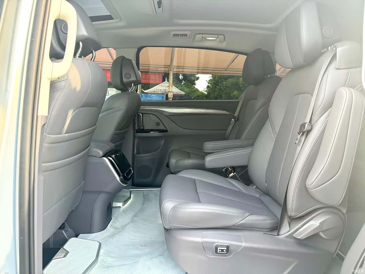 Buick GL8, 2026 9