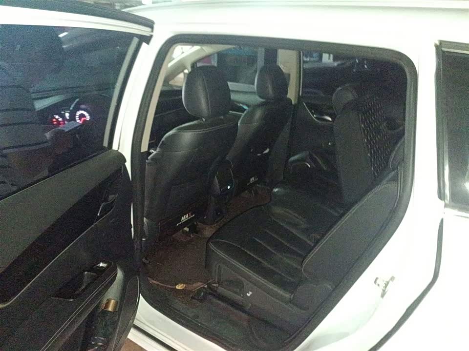 BYD Song MAX BYD Song MAX