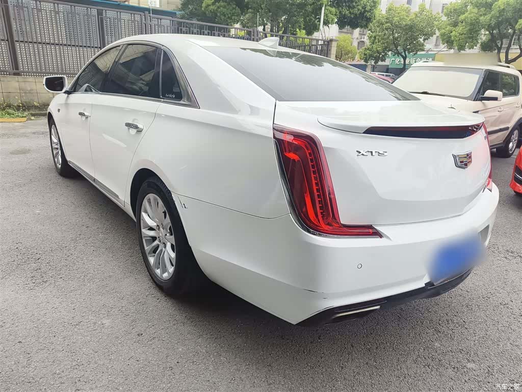 Cadillac XTS, 2019 все фото