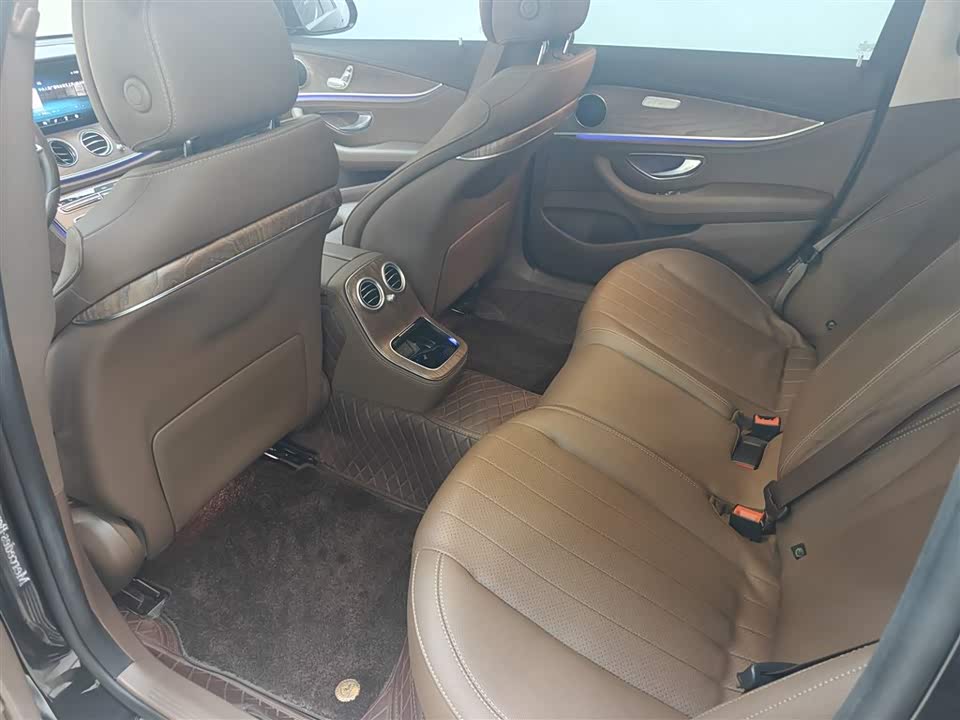 Mercedes-Benz E-class Mercedes-Benz E-class