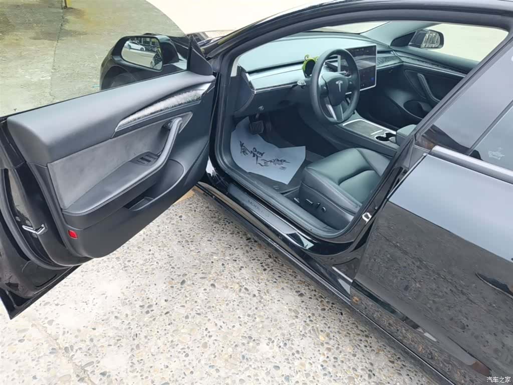 Tesla Model 3, 2022 16