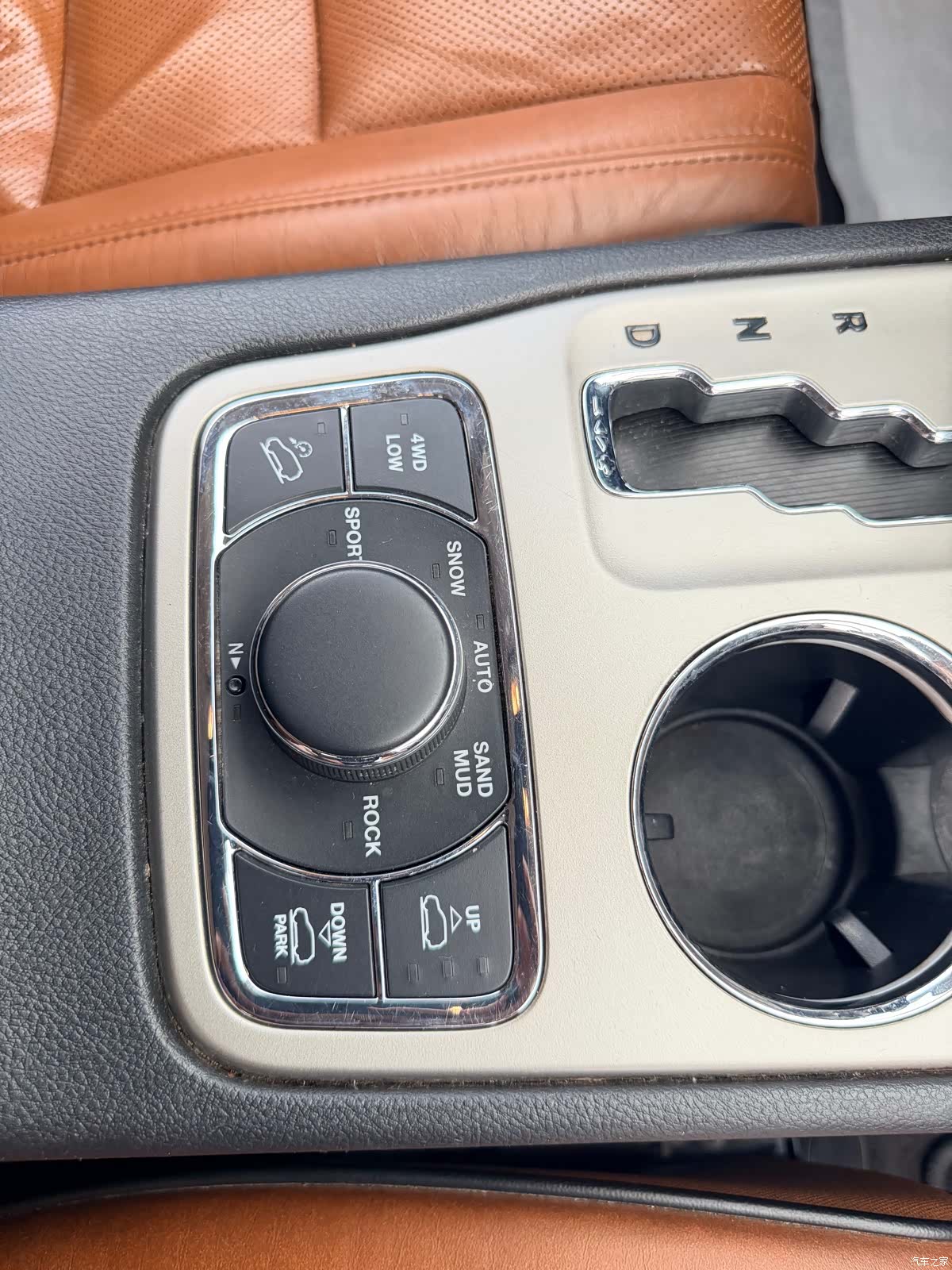 Jeep Grand Cherokee, 2012 18