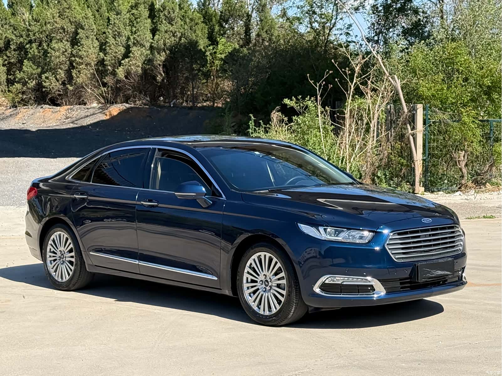 Ford Taurus, 2017 3