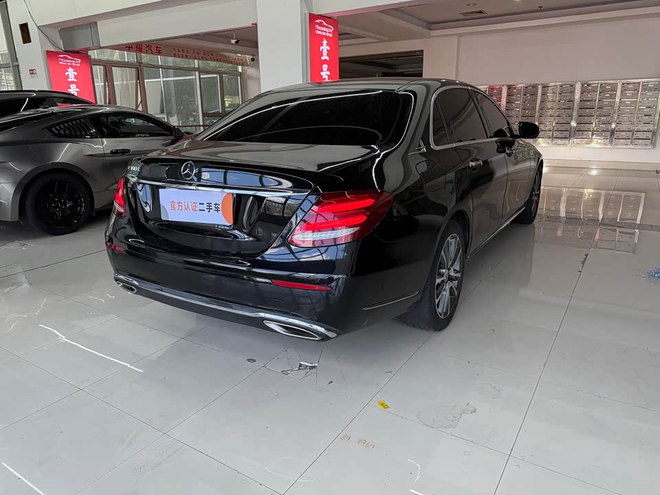 Mercedes-Benz E-class Mercedes-Benz E-class