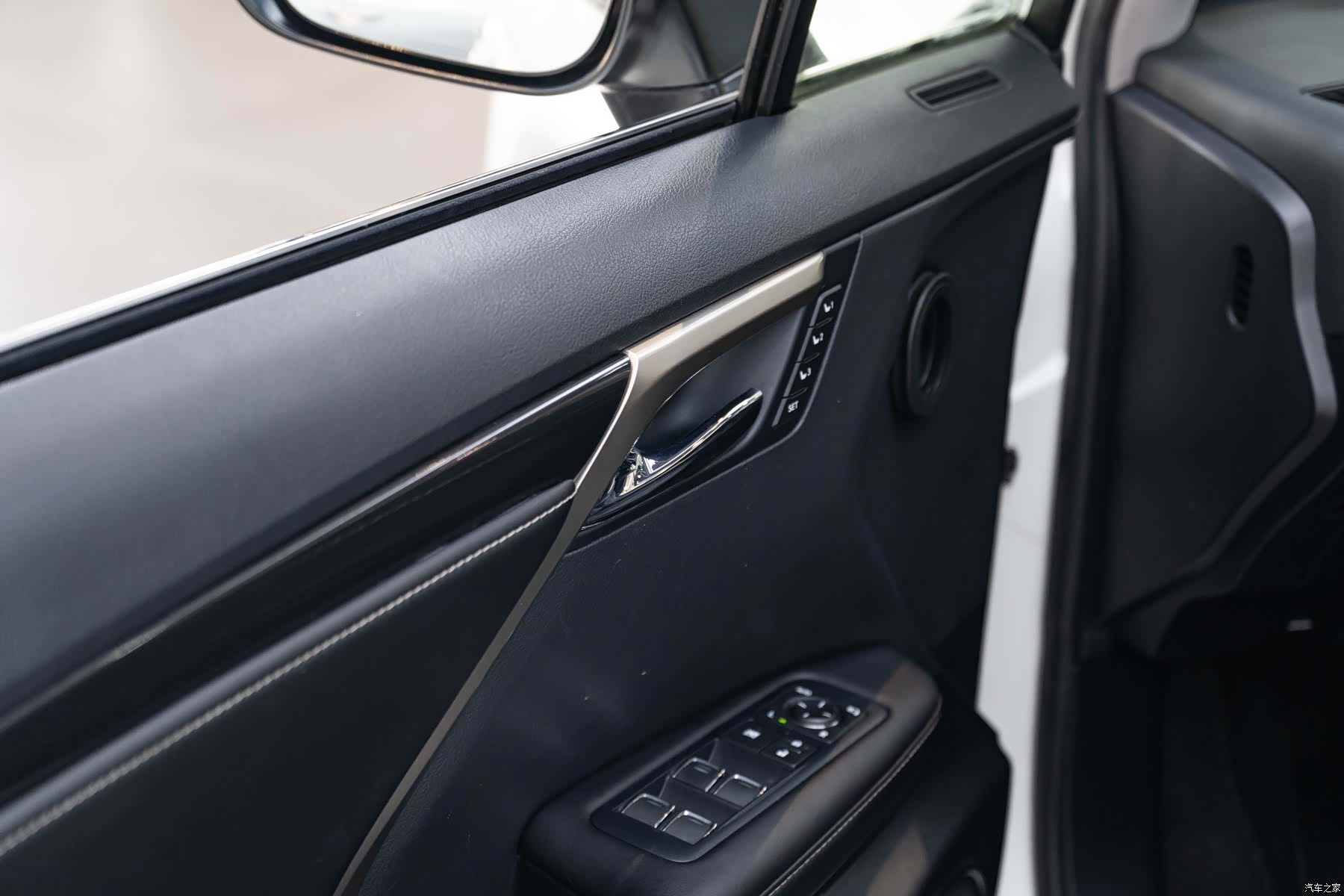 Lexus RX, 2019 21