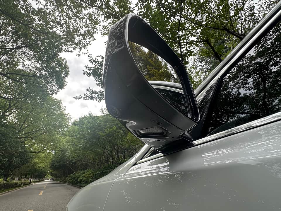 Jaguar XFL