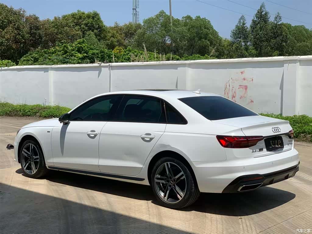 Audi A4L, 2021 9