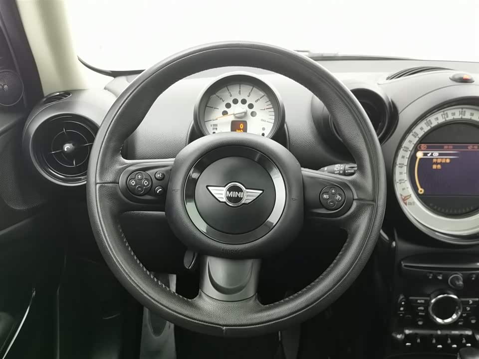 MINI PACEMAN