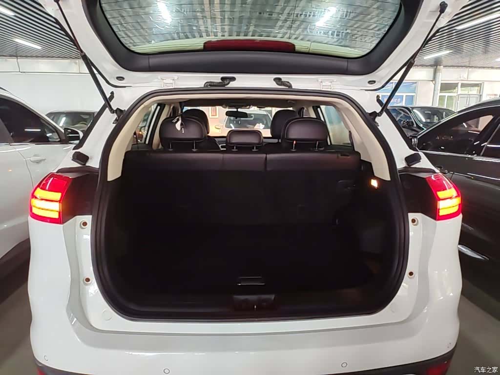 Geely Boyue, 2017 19