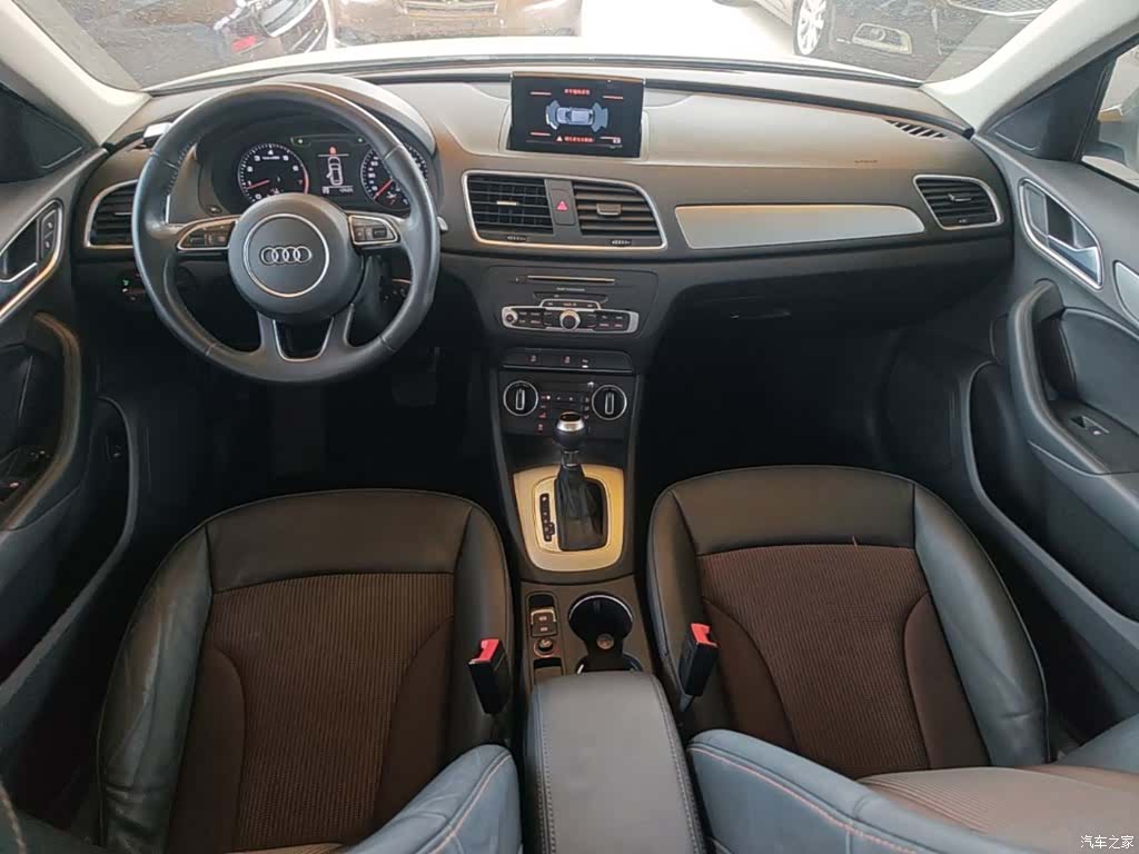 Audi Q3, 2017 10