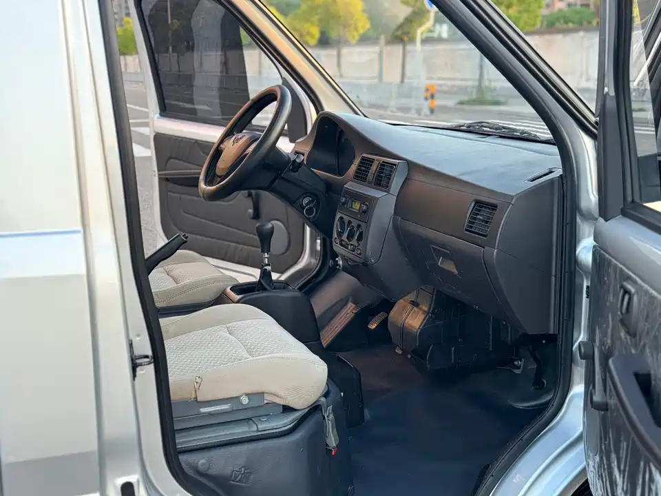 Wuling Wuling Rongguang Small Card