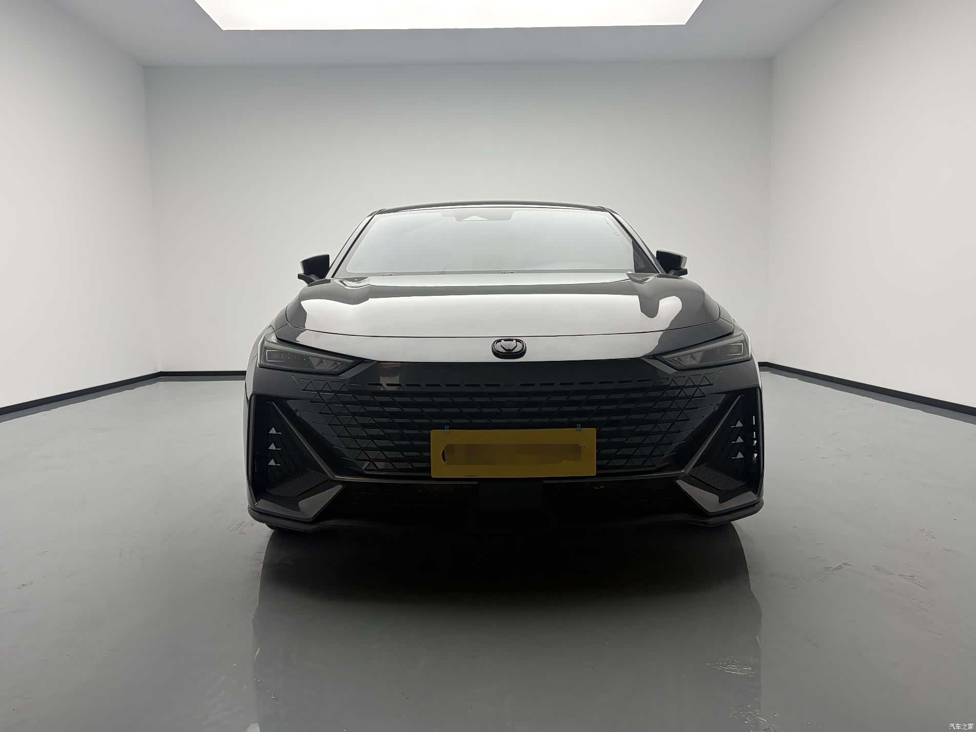 Changan UNI-V, 2023 2