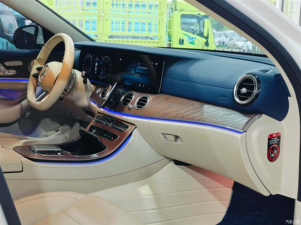 Mercedes-Benz E-Class, 2022 6